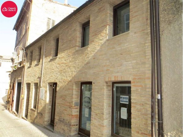 ufficio in vendita a Monte San Giusto