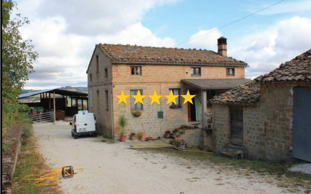 appartamento in vendita a Monte San Martino