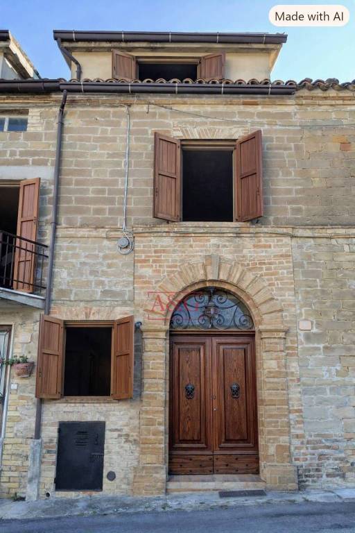 casa indipendente in vendita a Monte San Martino