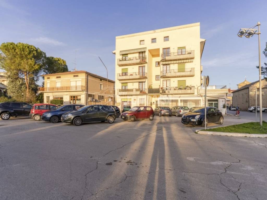 appartamento in vendita a Morrovalle in zona Trodica