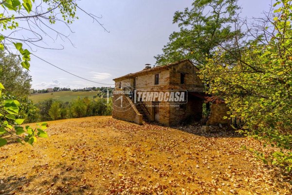 casa indipendente in vendita a Morrovalle