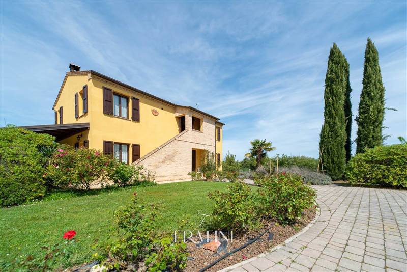 casa indipendente in vendita a Morrovalle