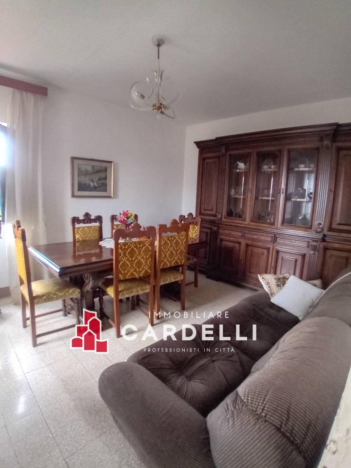 appartamento in vendita a Morrovalle in zona Trodica