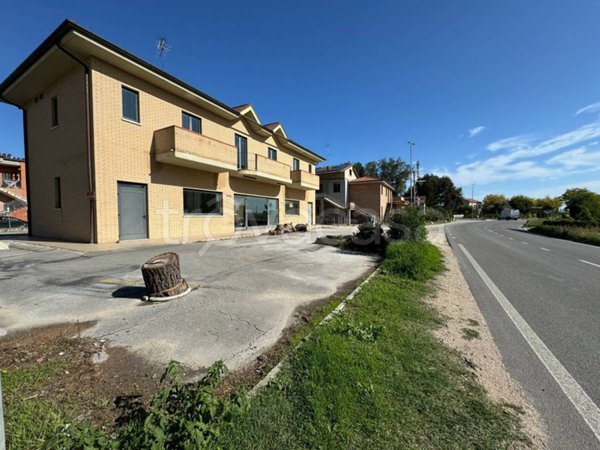 appartamento in vendita a Morrovalle in zona Trodica