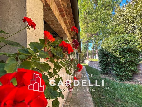 casa indipendente in vendita a Morrovalle