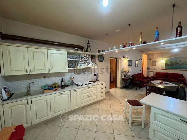 appartamento in vendita a Morrovalle in zona Trodica