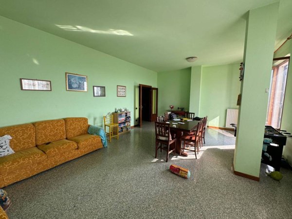 appartamento in vendita a Morrovalle in zona Trodica