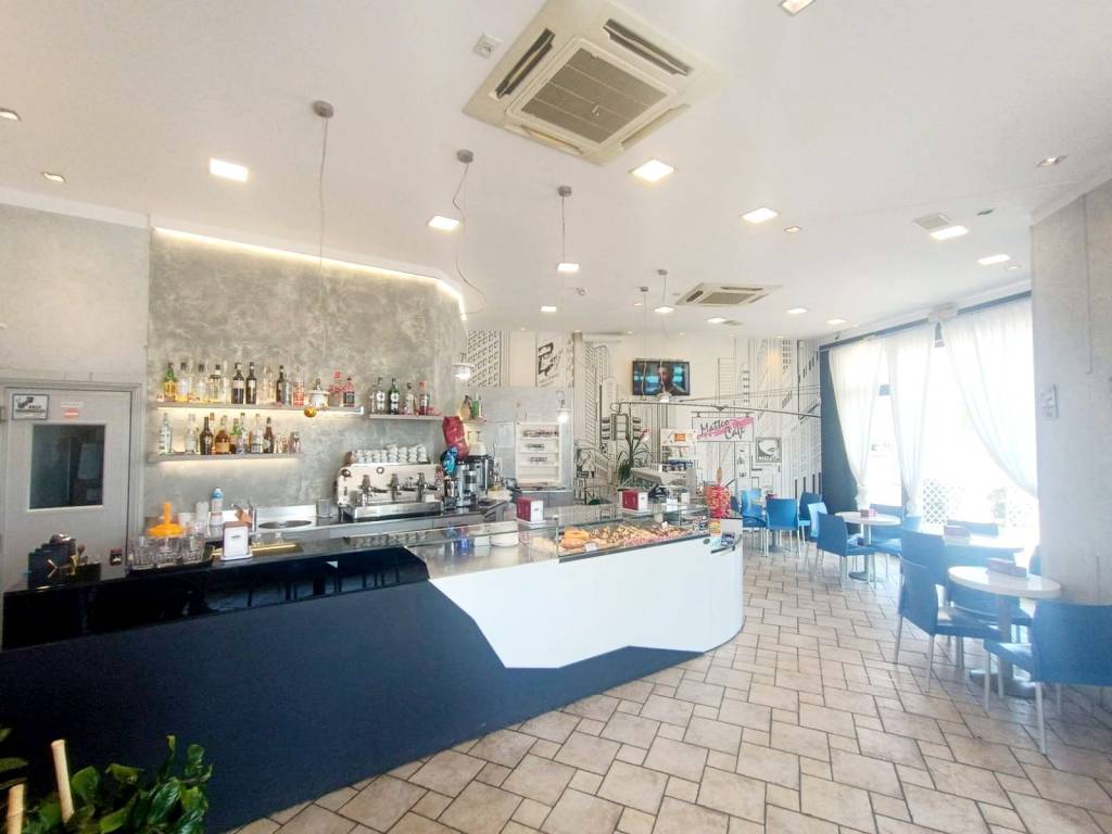 negozio in vendita a Morrovalle