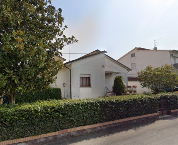 casa indipendente in vendita a Morrovalle