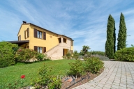 casa indipendente in vendita a Morrovalle
