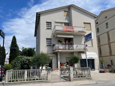 appartamento in vendita a Morrovalle in zona Trodica