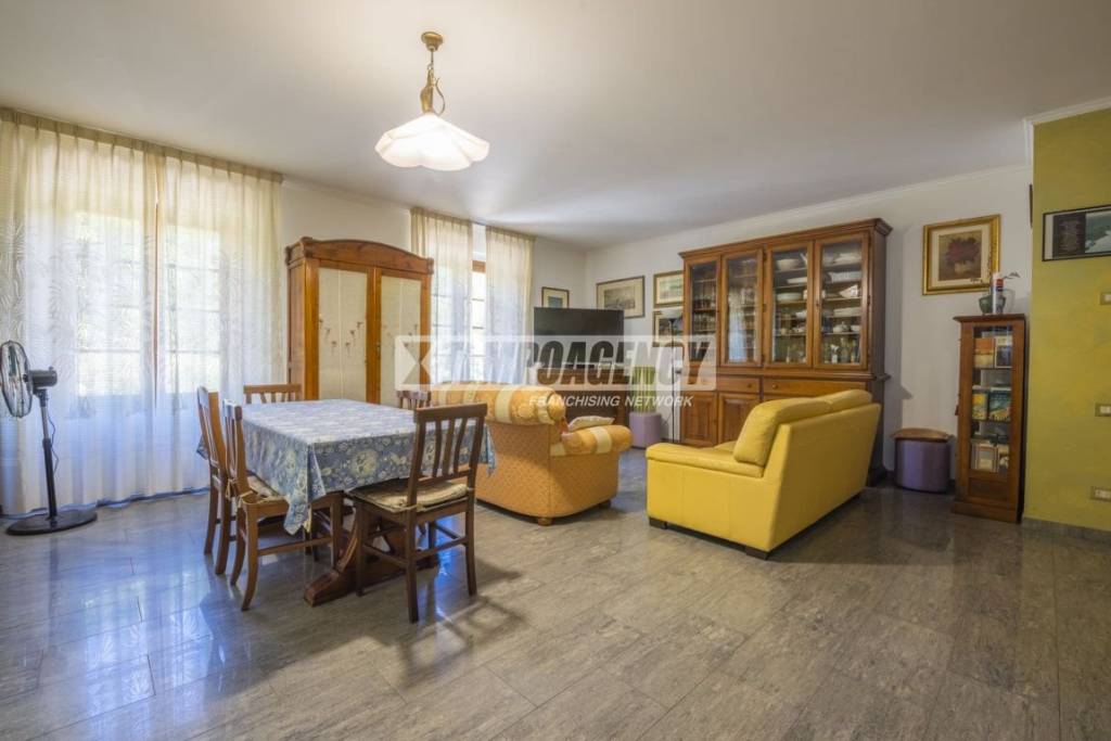 appartamento in vendita a Morrovalle in zona Stazione