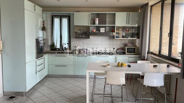 appartamento in vendita a Morrovalle in zona Trodica