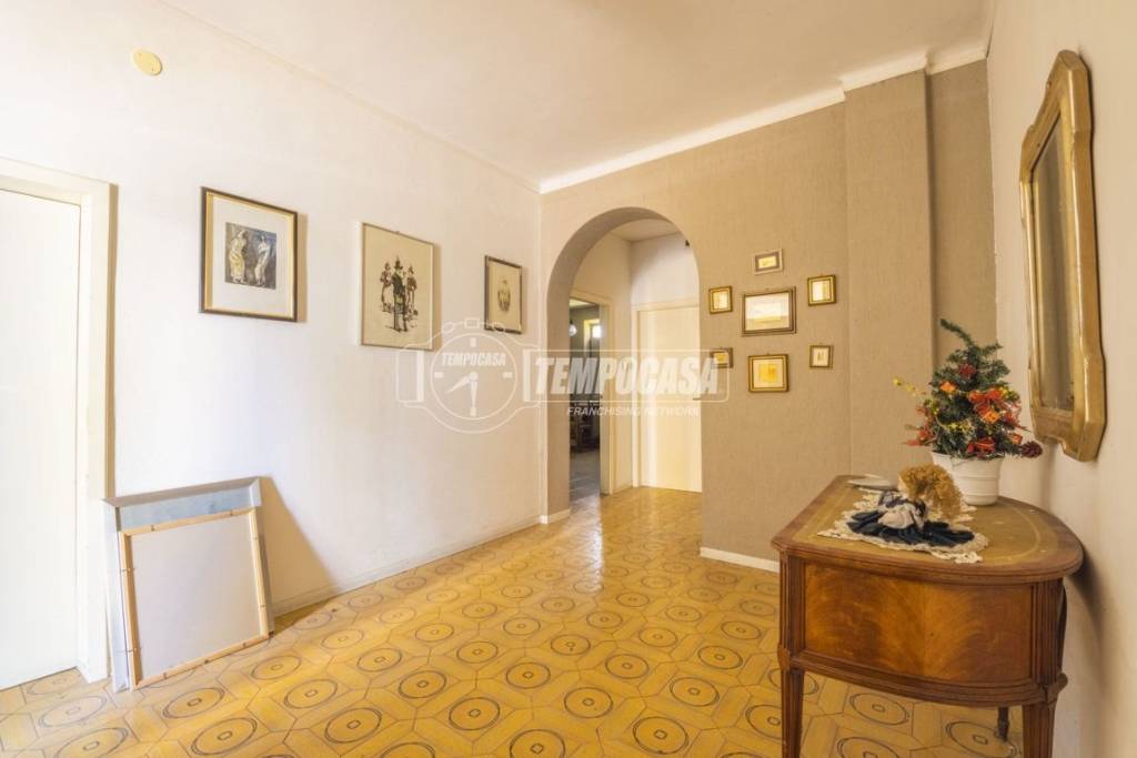 casa indipendente in vendita a Morrovalle in zona Trodica