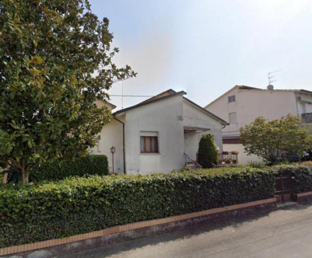 casa indipendente in vendita a Morrovalle