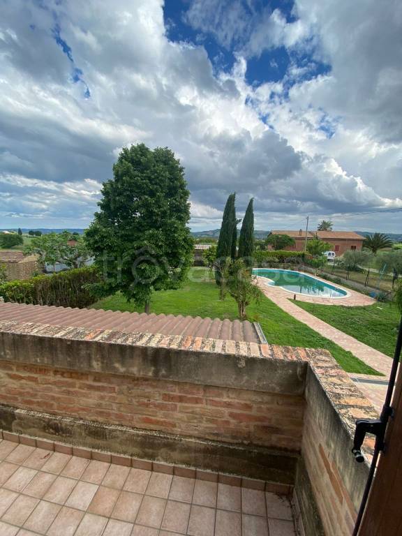 casa indipendente in vendita a Morrovalle