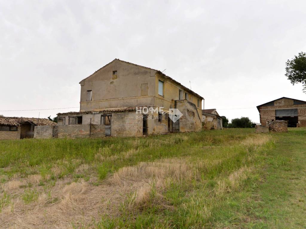 casa indipendente in vendita a Morrovalle