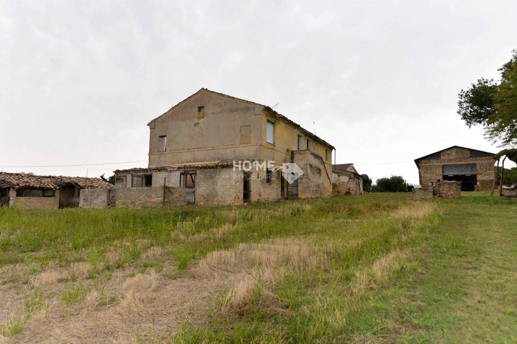 casa indipendente in vendita a Morrovalle