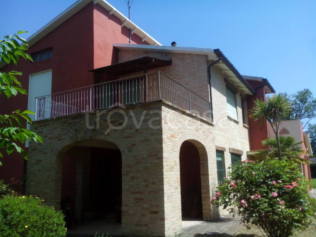 casa indipendente in vendita a Morrovalle