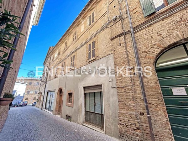 casa indipendente in vendita a Morrovalle