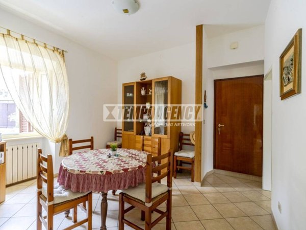 appartamento in vendita a Morrovalle in zona Pintura