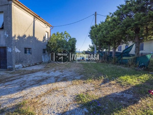 casa indipendente in vendita a Morrovalle