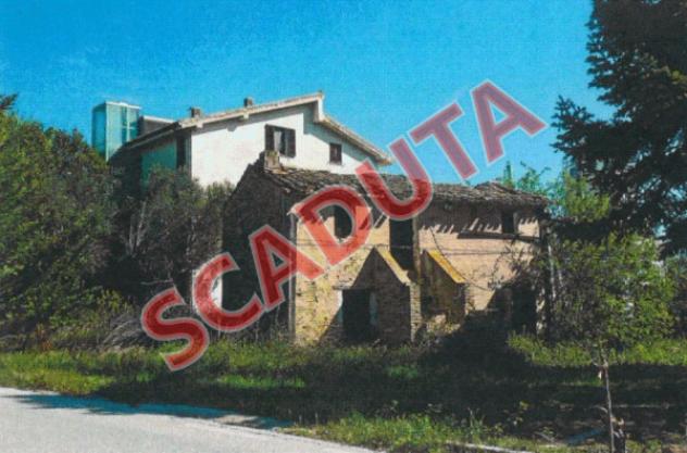 terreno edificabile in vendita a Morrovalle in zona Santa Lucia