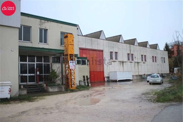 capannone in vendita a Morrovalle