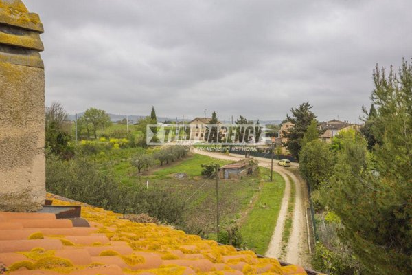 terreno agricolo in vendita a Morrovalle in zona Trodica