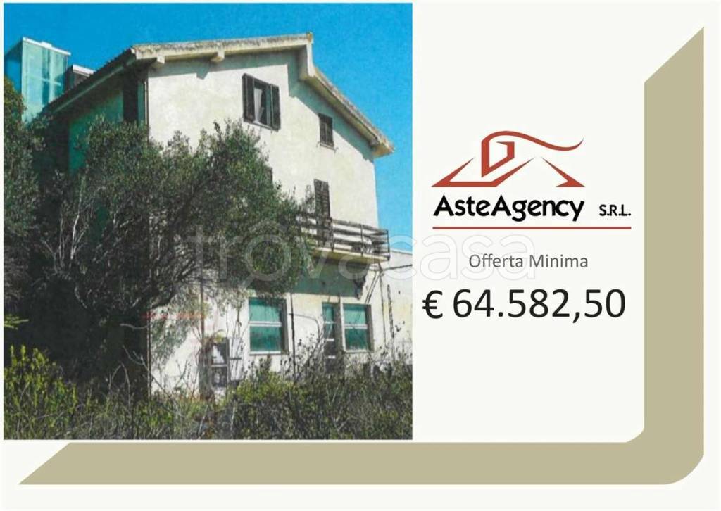 appartamento in vendita a Morrovalle in zona Santa Lucia