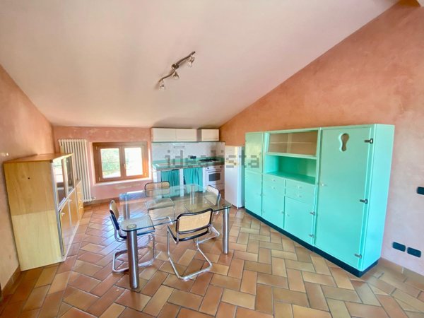 appartamento in vendita a Morrovalle in zona Pintura