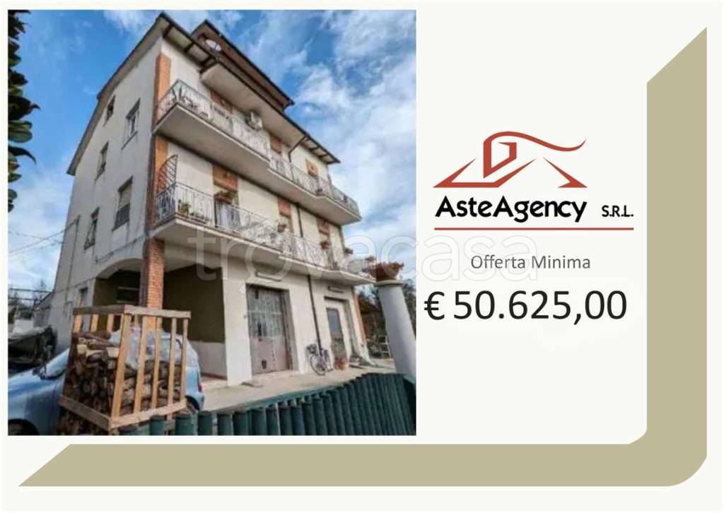 appartamento in vendita a Morrovalle in zona Trodica