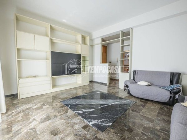 appartamento in vendita a Morrovalle in zona Trodica