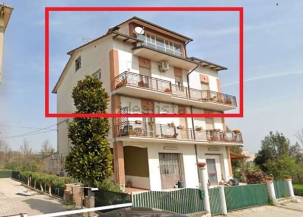 appartamento in vendita a Morrovalle in zona Trodica