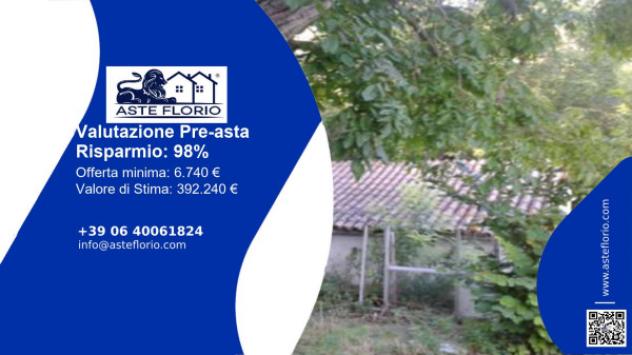 terreno edificabile in vendita a Muccia