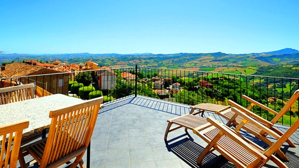casa indipendente in vendita a Penna San Giovanni