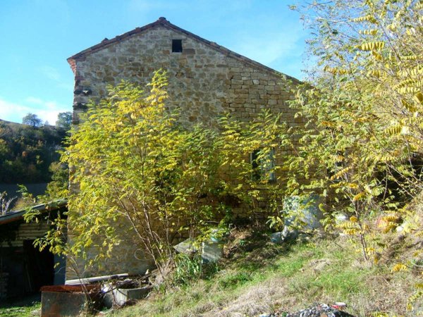 casa indipendente in vendita a Penna San Giovanni