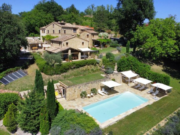 casa indipendente in vendita a Penna San Giovanni