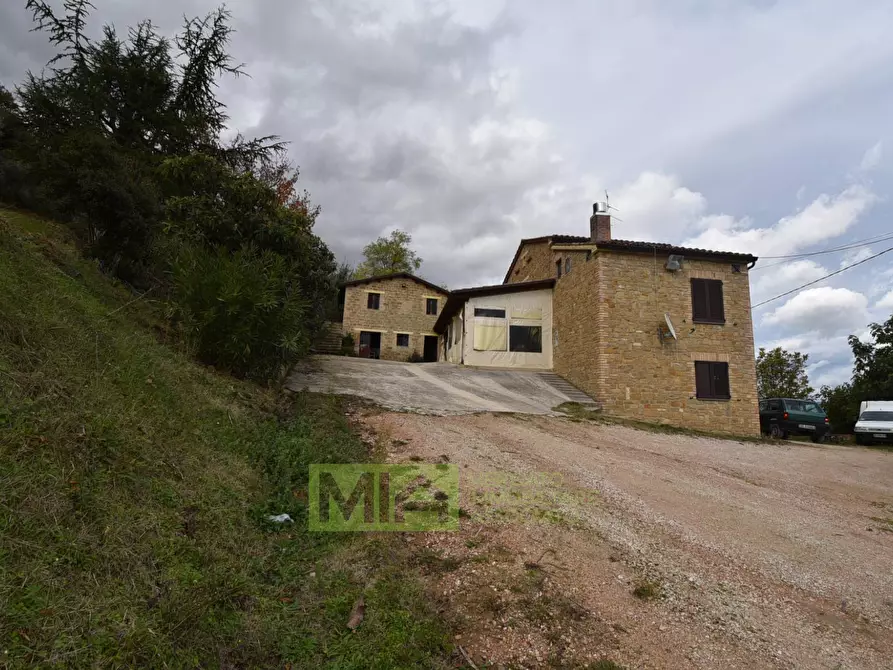 casa indipendente in vendita a Penna San Giovanni