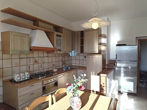 casa indipendente in vendita a Penna San Giovanni