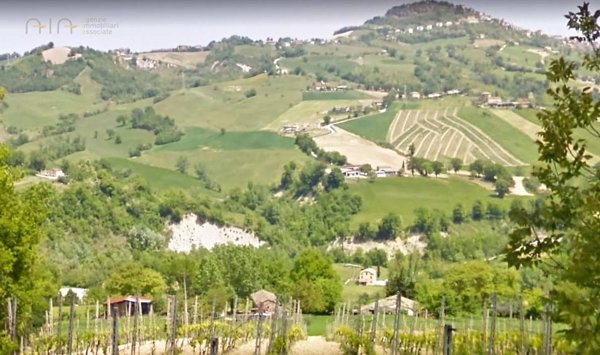 casa indipendente in vendita a Penna San Giovanni