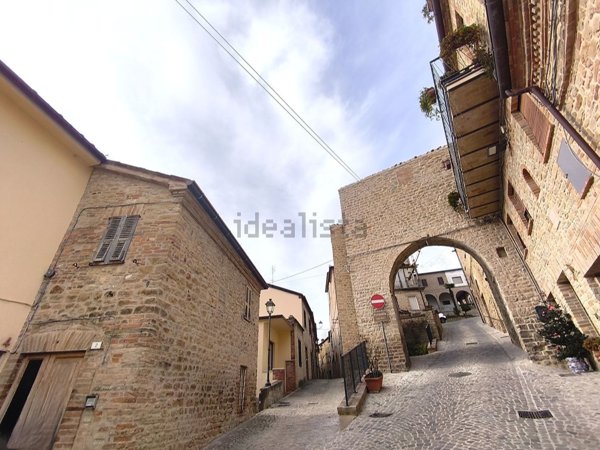 casale in vendita a Penna San Giovanni