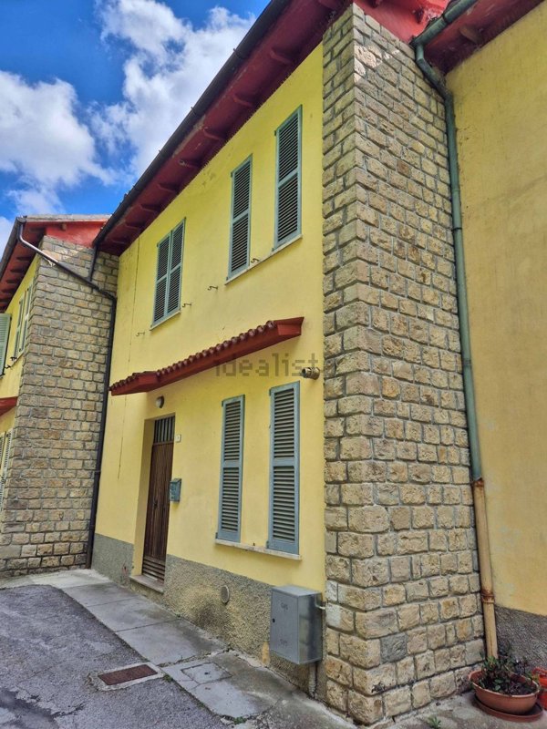 appartamento in vendita a Penna San Giovanni