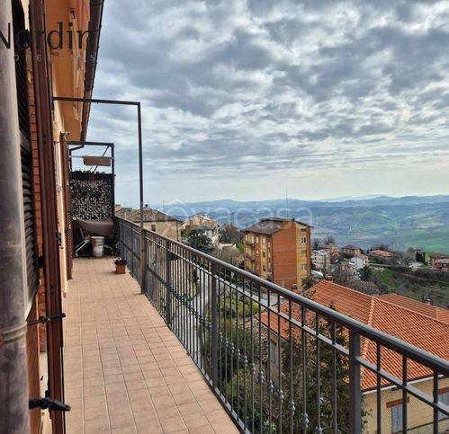 appartamento in vendita a Penna San Giovanni