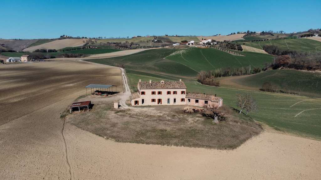 casa indipendente in vendita a Petriolo