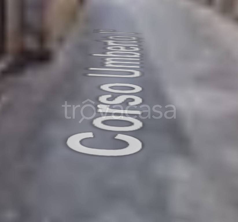 negozio in vendita a Petriolo