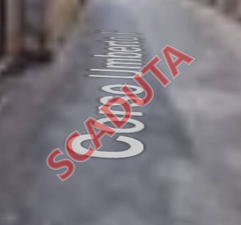 negozio in vendita a Petriolo