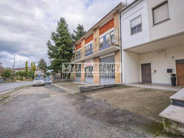 casa indipendente in vendita a Petriolo