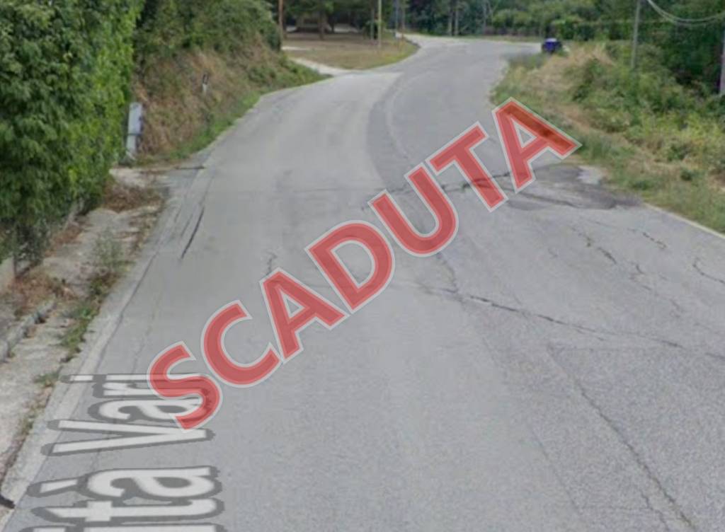 appartamento in vendita a Pieve Torina in zona Vari