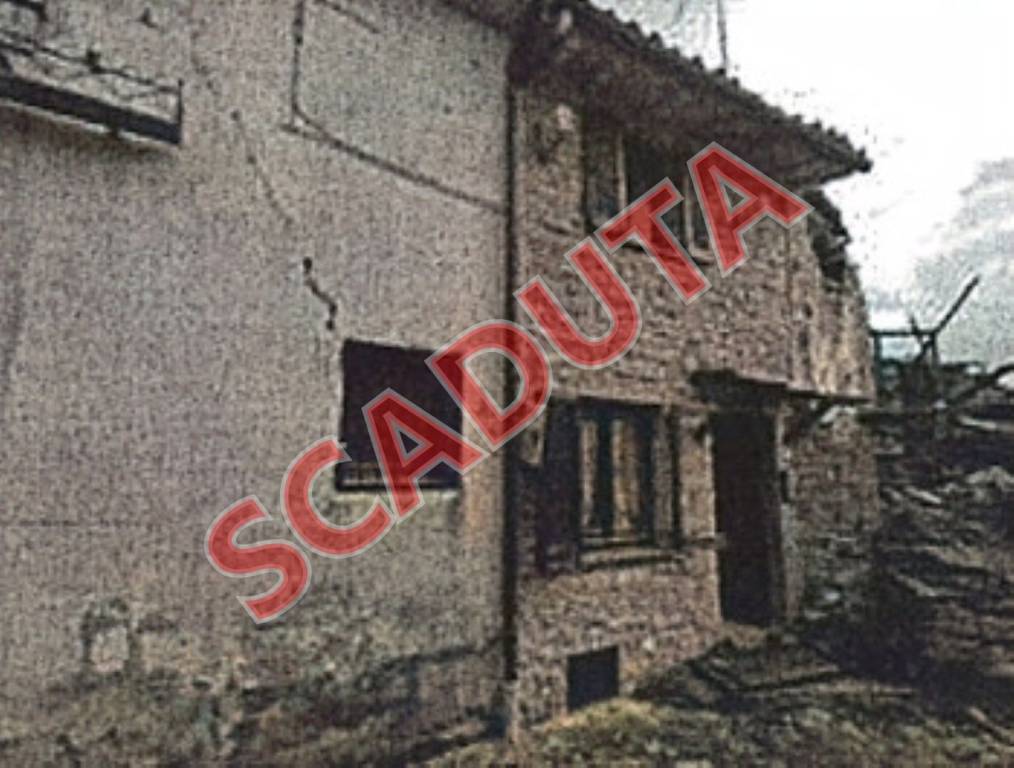 appartamento in vendita a Pieve Torina in zona Piecollina